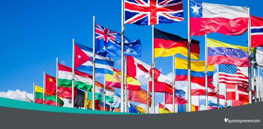 banderas ondeando de diferentes países imagen grande