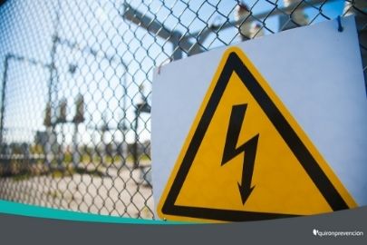 cartel de riesgo eléctrico imagen pequeña