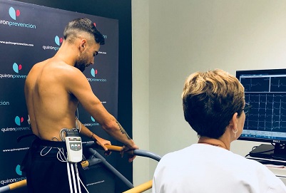 jugador y médico en reconocimiento3