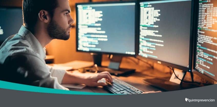 Riesgos Por La Exposicion A Pantallas De Equipos Informaticos